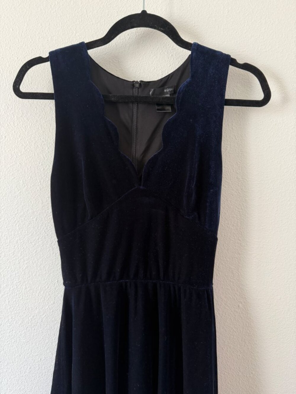 AQUA Dark Blue Velvet Mini Dress, Elegant Fitted Party Dress, Size S